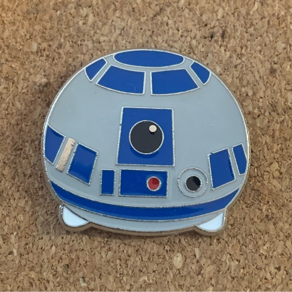 3 for $12✨Disney Trading Pin- R2D2 Star Wars - Picture 1 of 3